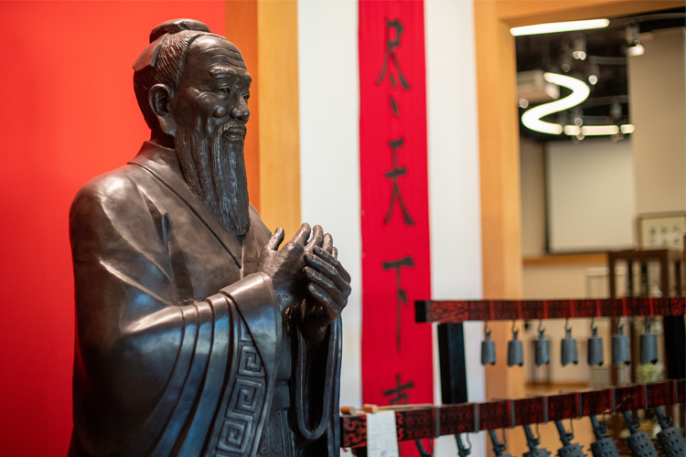 Statue of Confucius: Great Teacher of China (SDSU Chinese Cultural Center)